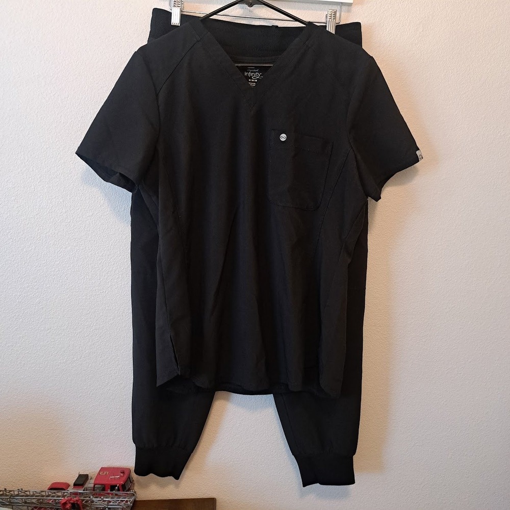 Cherokee Infinity Womens Black Scrub Set V-Neck Top and Jogger Pants Medium